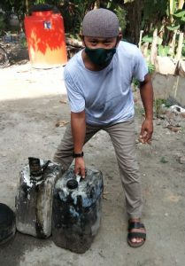 Minyak Jelanta Dijadikan Bio Gas, Wakil Ketua Baznas Pelalawan Jemput Bola Kerumah-rumah Warga