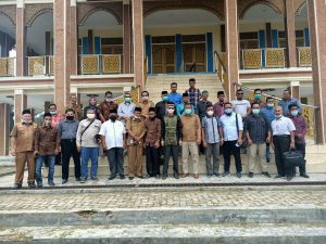 LAMR Kabupaten Pelalawan dan Arara Abadi Sepakat Turun Kelapangan Bersama