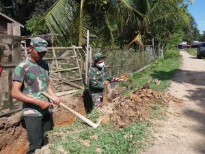 Babinsa Koramil 05/Kampar Kiri Ikut Sukseskan Program Pra TMMD Ke- 110 Kodim 0313/KPR