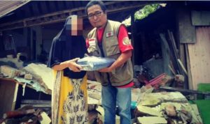 Ikatan Wartawan Online Salurkan Bantuan Bencana Alam di Mamuju Sulbar