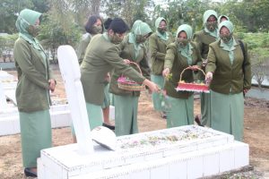 HUT Persit KCK Ke-75 Tahun 2021 Laksanakan Ziarah ke TMP Kusuma Bakti Bangkinang