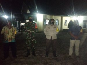 Personil Koramil 01/Bkn dan Polsek Bangkinang Kota Lakukan Pengamanan Perayaan Paskah di Gereja