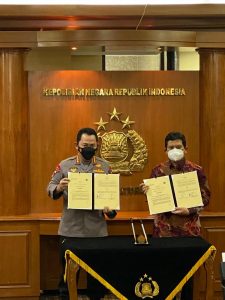 Tingkatkan Pelayanan Kesehatan Pengguna Jalan, Kapolri dan Dirut BPJS Lakukan MoU