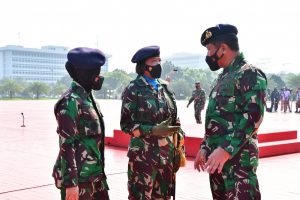Wakasal hadiri Apel bersama Wanita TNI