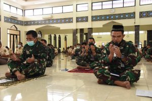 Seluruh Prajurit TNI AL Doakan KRI Nanggala-402