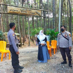 H+1 Lebaran, Kapolres Kampar Perintahkan Jajarannya Lakukan Pengawasan Protkes Ditempat Wisata