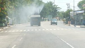Satgas Gabungan Kab. Kampar Lakukan Penyemprotan Desinfektan di Kota Bangkinang