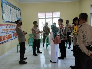 Tim Supervisi Penanganan Covid-19 Polda Riau Tinjau Pos PPKM di Kelurahan Bangkinang