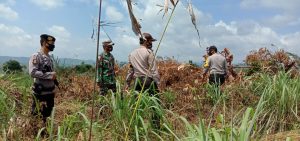 Babinsa Bersama Bhabinkamtibmas Melaksanakan Patroli Karhutla