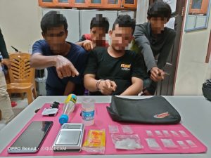 4 Orang Pengedar Shabu Ditangkap Resnarkoba Polres Kampar Diwilayah Tapung