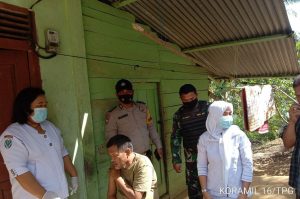 Babinsa Koramil 16/Tapung dan Bhabinkamtibmas Dampingi Pelaksanaan Vaksinasi Covid -19 Warga Kategori ODGJ