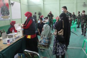 Kodim 0313/kpr Laksanakan Serbuan Vaksinasi Secara Serentak di Tiga Kabupaten