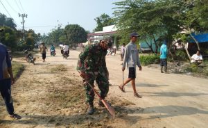 Jalin Keakraban, Babinsa Koramil 04/PKL Kuras Goro Bersama Warga Binaan