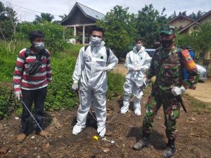Cegah Penyebaran Covid 19, Tim Lakukan Penyemprotan Desinfektan