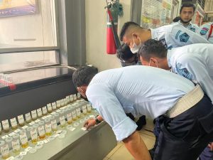 Cegah Narkoba, Petugas dan Warga Binaan Lapas Narkotika Cipinang Tes Urine