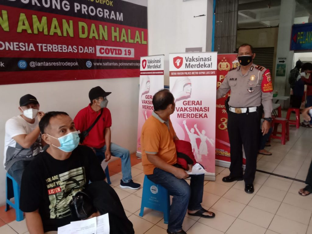 Hari ini Satpas SIM Sukmajaya Targetkan Vaksinasi Merdeka sebanyak 350