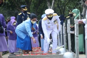 Kasal Dampingi Panglima TNI Ziarah Nasional Peringati HUT TNI Ke-76