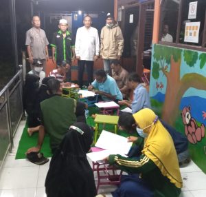 Pemkot Depok Berikan Bantuan Perbaikan RTLH di RW 01 Jatijajar