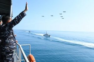 Puluhan Kapal Perang Laksanakan Peperangan Uji Kemampuan Teknologi di Perairan Laut Jawa