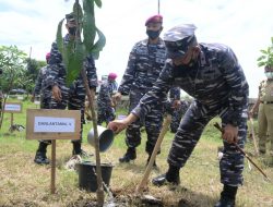 TNI AL Gelar Serbuan Vaksinasi dan Gerakan Penanaman Sejuta Pohon di Madiun