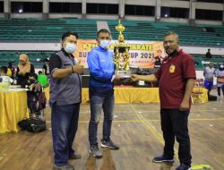 Kontingen Marinir TNI AL Rebut Juara Umum Kejuaraan Karate Bupati Jember Cup 2021