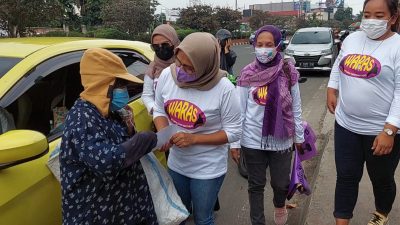 LSM Waras Peringati Hari Ibu dengan Berbagi