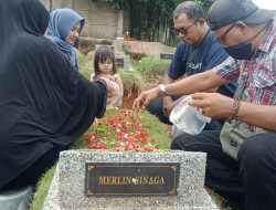 Perwakilan PWD Lakukan Ziarah ke Makam Alm. Ferry Merlin Sinaga