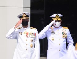 Tingkatkan Hubungan Kerjasama, Kasal Sematkan Penghargaan Kepada Kasal Australia
