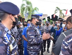 Gegap Gempita Masyarakat Madiun Sambut Anak Petani Jadi Kasal