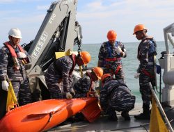 TNI AL Musnahkan Penemuan Ranjau di Perairan Selat Riau