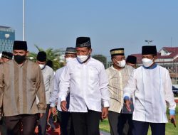 Wakasal Sholat Idul Adha Bersama Prajurit dan Keluarga TNI AL