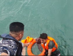 SAR TNI AL Berhasil Evakuasi ABK Kapal Tenggelam di Selat Karimata