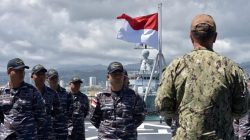 Satgas Rimpac TNI AL Terima Kunjungan Panglima Armada III Amerika