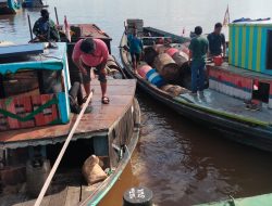Satgas Intel TNI AL dan Lanal Banjarmasin Amankan Kapal Angkut BBM Ilegal