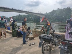 Meriahkan HUT Kemerdekaan RI Ke-77 , Babinsa Dampingi Kegiatan Pesta Rakyat Pacu Sampan