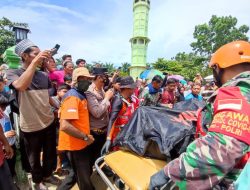 Petugas Gabungan Temukan Jenazah Remaja yang Terseret di Sungai Rokan