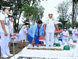 Peringati HUT Ke-77, TNI AL Ziarah ke Taman Makam Pahlawan Serentak di Seluruh Indonesia
