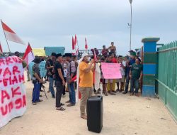 PT IIS di Demo Masyarakat Akibat Bau Busuk Limbah akibatkan Warga Keluhkan Mual dan Muntah