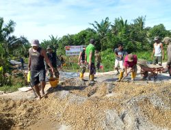 Pengecoran Jembatan Oleh Satgas TMMD Ke-115 Kodim 0313/KPR