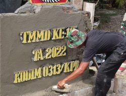 TNI Bangun Tugu TMMD Ke-115 Kodim 0313/KPR