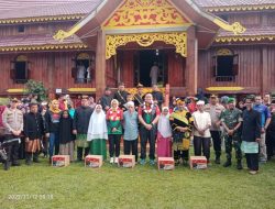 Dandim 0313/KPR Sambut Peserta Tour De Muara Takus di Pitstop 2 Balai Bupati Kampar