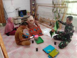 Peduli Pelaku Usaha, Babinsa Koramil 16/Tapung Komsos Dengan Pengrajin Batik