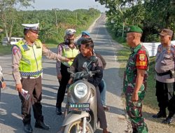Babinsa Koramil 03/Bunut Laksanakan Pengamanan Natal dan Tahun Baru