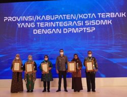 Terintegrasi SISDMK, Kota Depok Mendapat Penghargaan dari Kemenkes