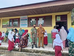 Babinsa Kunjungi SDN 007 Teluk Paman