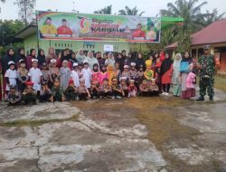 Babinsa Koramil 01/Bkn Kawal Pawai dan Karnaval Meriahkan HUT Ke-73 Kab. Kampar di Kampung Pancasila