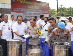 Pimpin Pemusnahan Barang Bukti Narkoba 276 Kg Sabu, Wakapolda Riau Brigjen Rahmadi : Kita Selamatkan Jutaan Jiwa