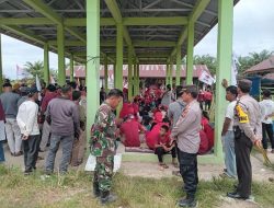Agar Wilayah Tetap Aman dan Kondusif, Babinsa Koramil 16/Tapung Pantau Rapat Akbar Kubangga