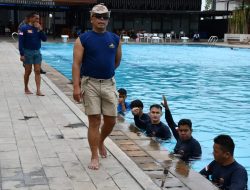 TNI AL Latih Selam Pramuka Saka Bahari