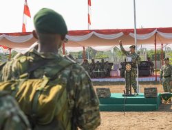 Pangkostrad Resmi Tutup Latihan Standardisasi Prajurit Kostrad Cakra XIV